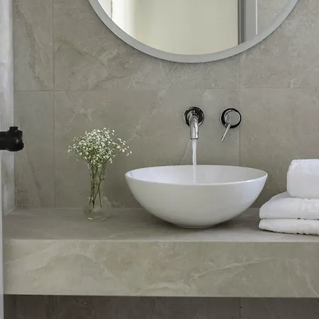 מלון דירות Diamond & 3*