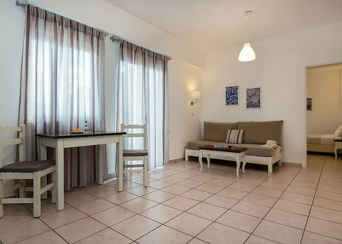 Apartmanhotel Diamond & 3*