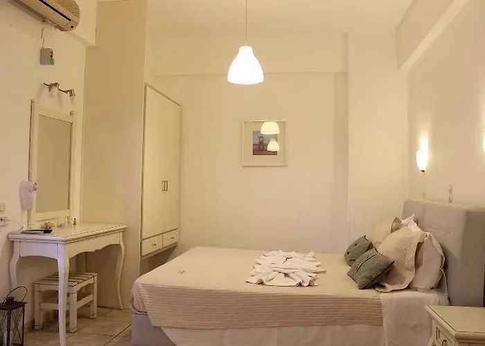 Diamond & Apartmanhotel Herszonisszosz