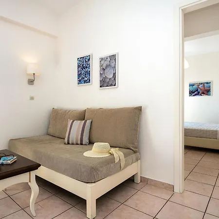 Aparthotel Diamond & Hersonissos (Crete)