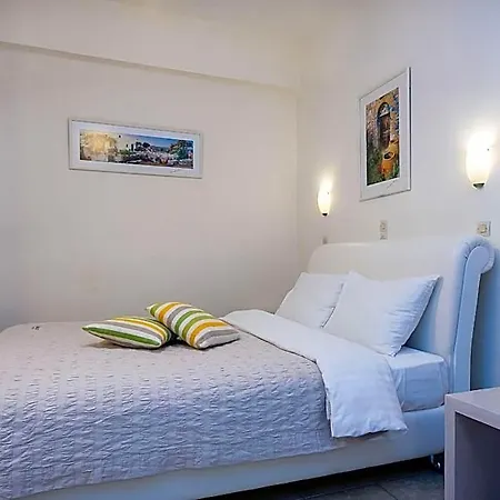 Aparthotel Diamond & Hersonissos (Crete)