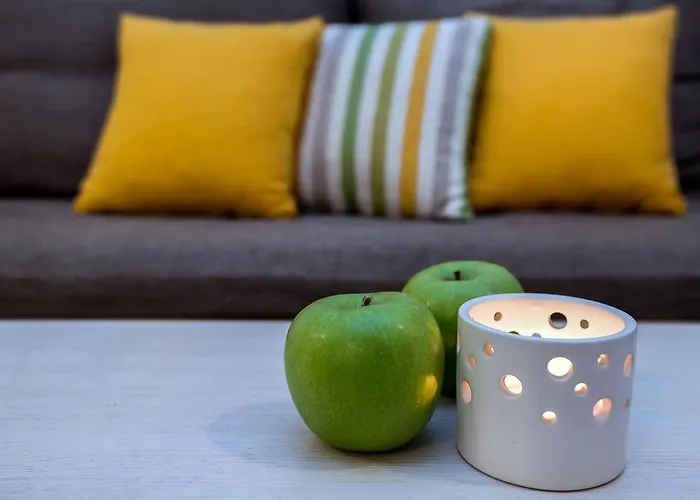 Ξενοδοχείο με διαμερίσματα Diamond & Χερσόνησος