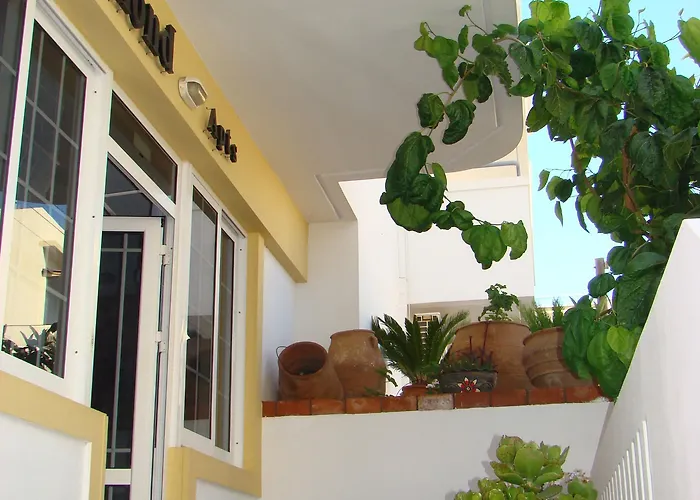 Diamond & Χερσόνησος