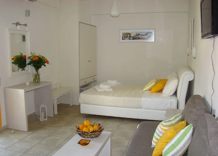 Diamond & 4* Hersonissos (Crete)