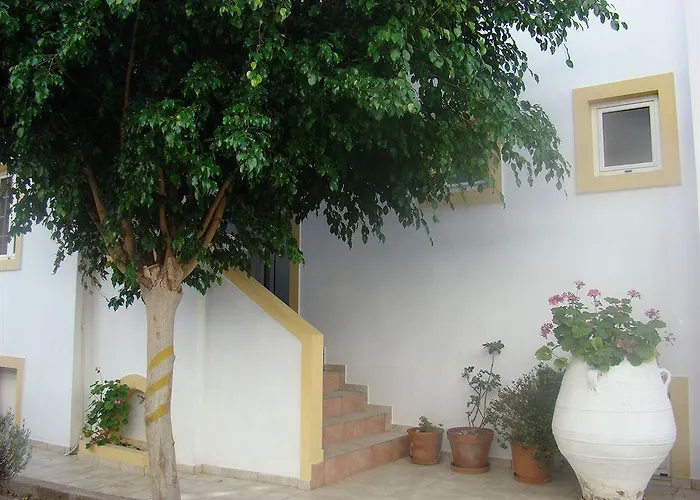 Diamond & Ξενοδοχείο με διαμερίσματα 3*